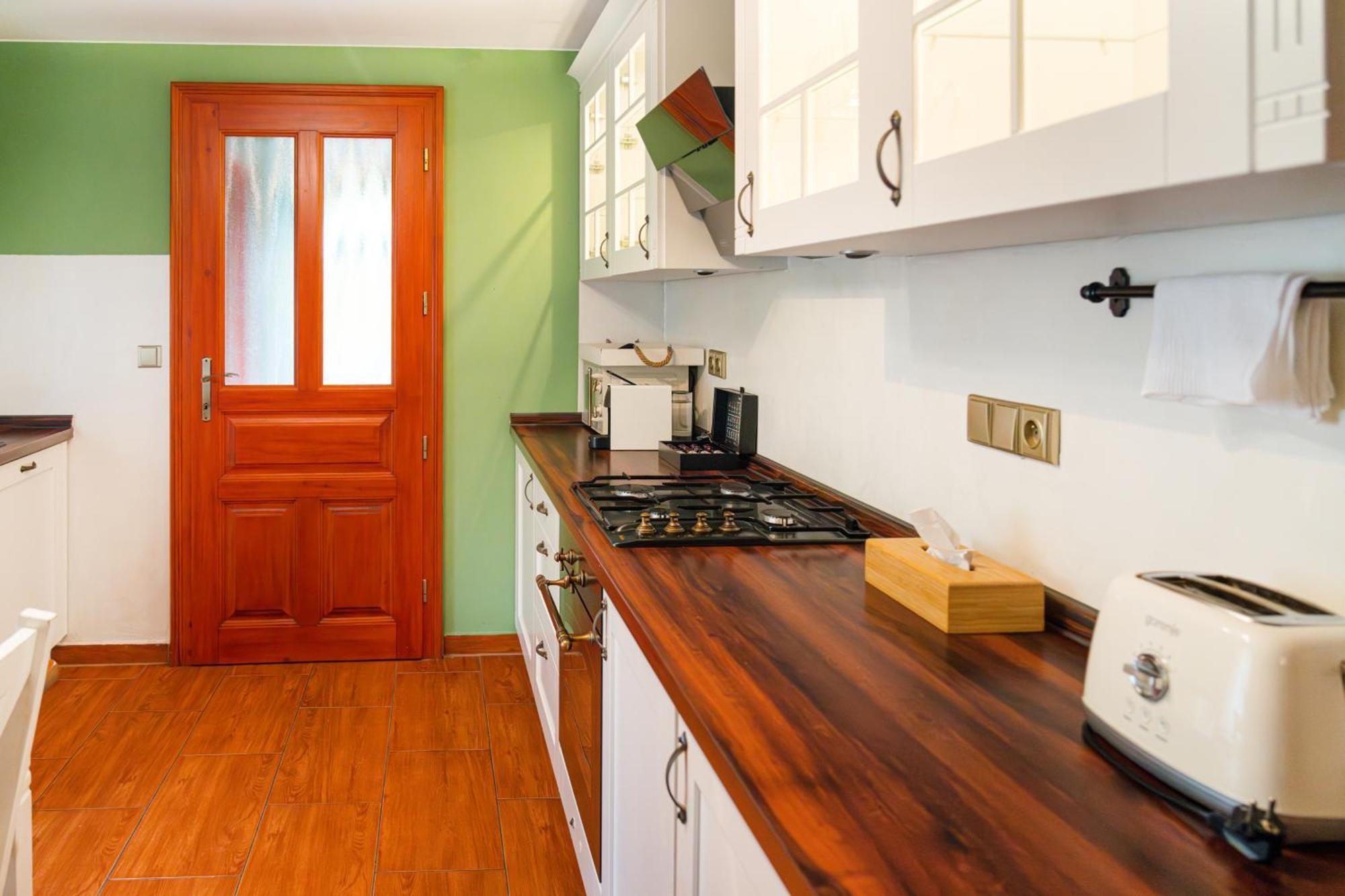 Apartment Emausy *